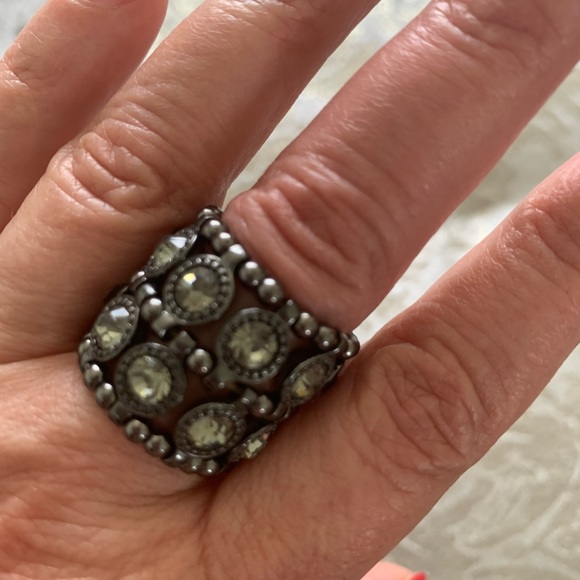 Ring - Picture 3 of 3